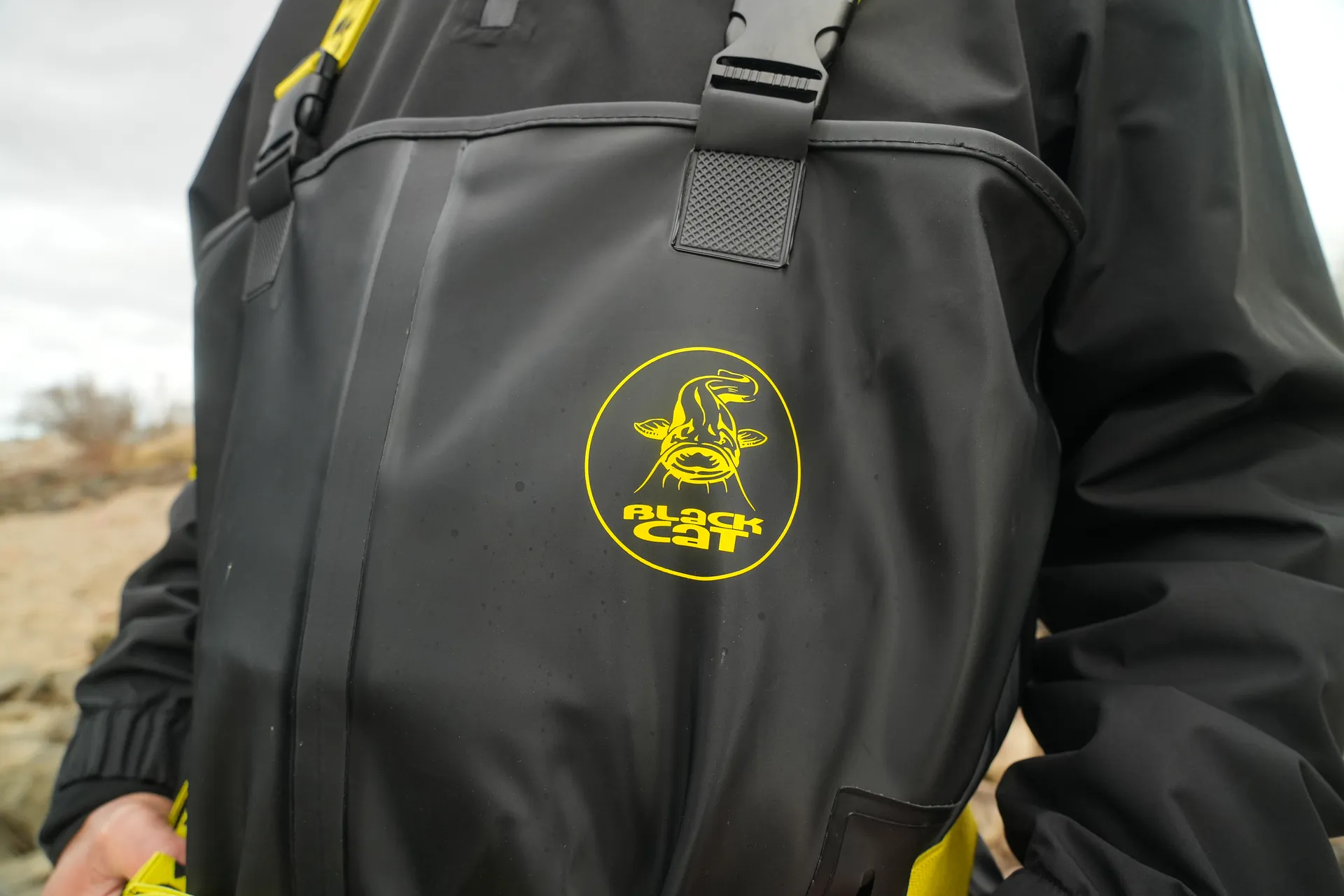 Black Cat Booted Waders UK 11/EU 45