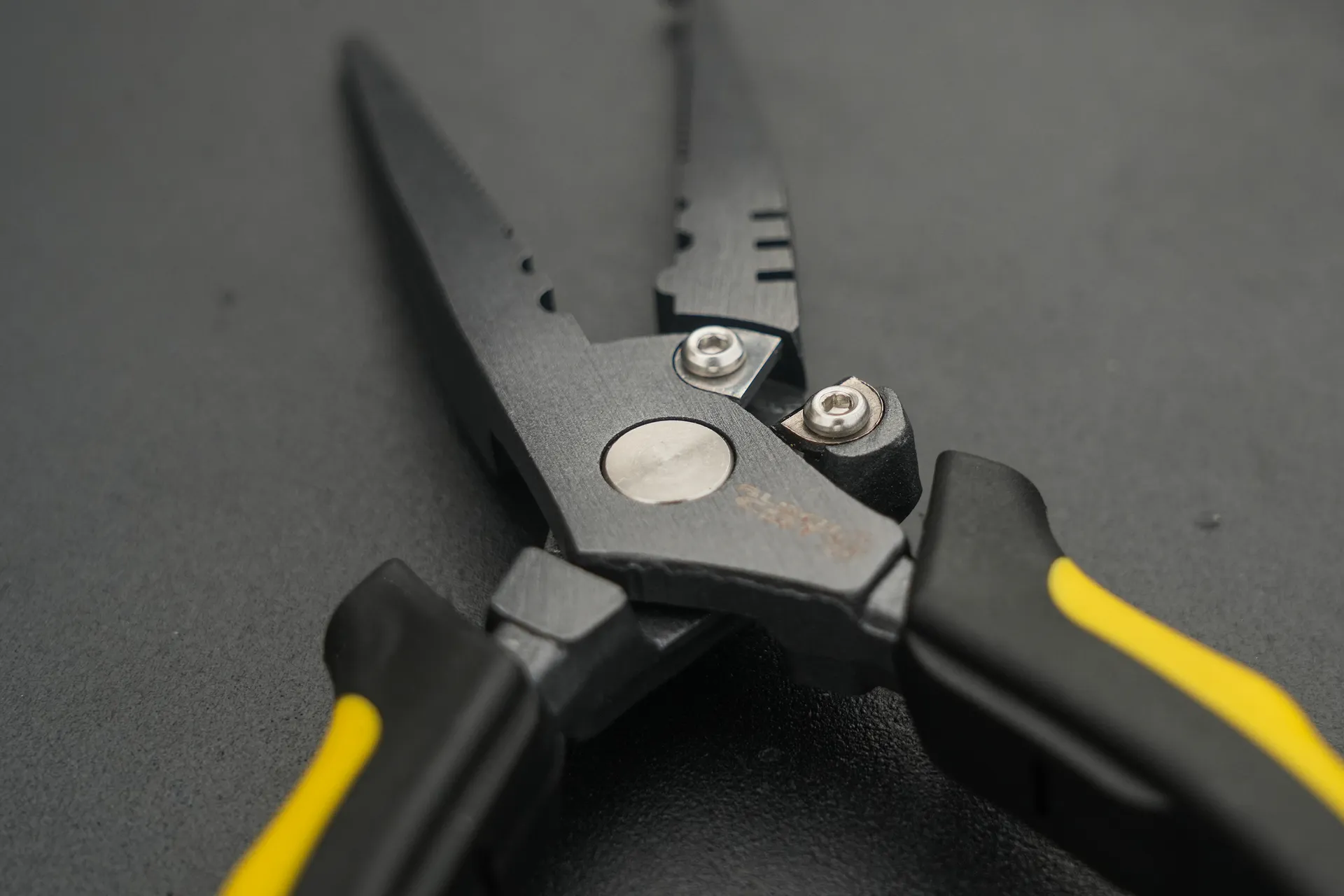 Black Cat Split Ring Pliers 17.8cm High Carbon Steel