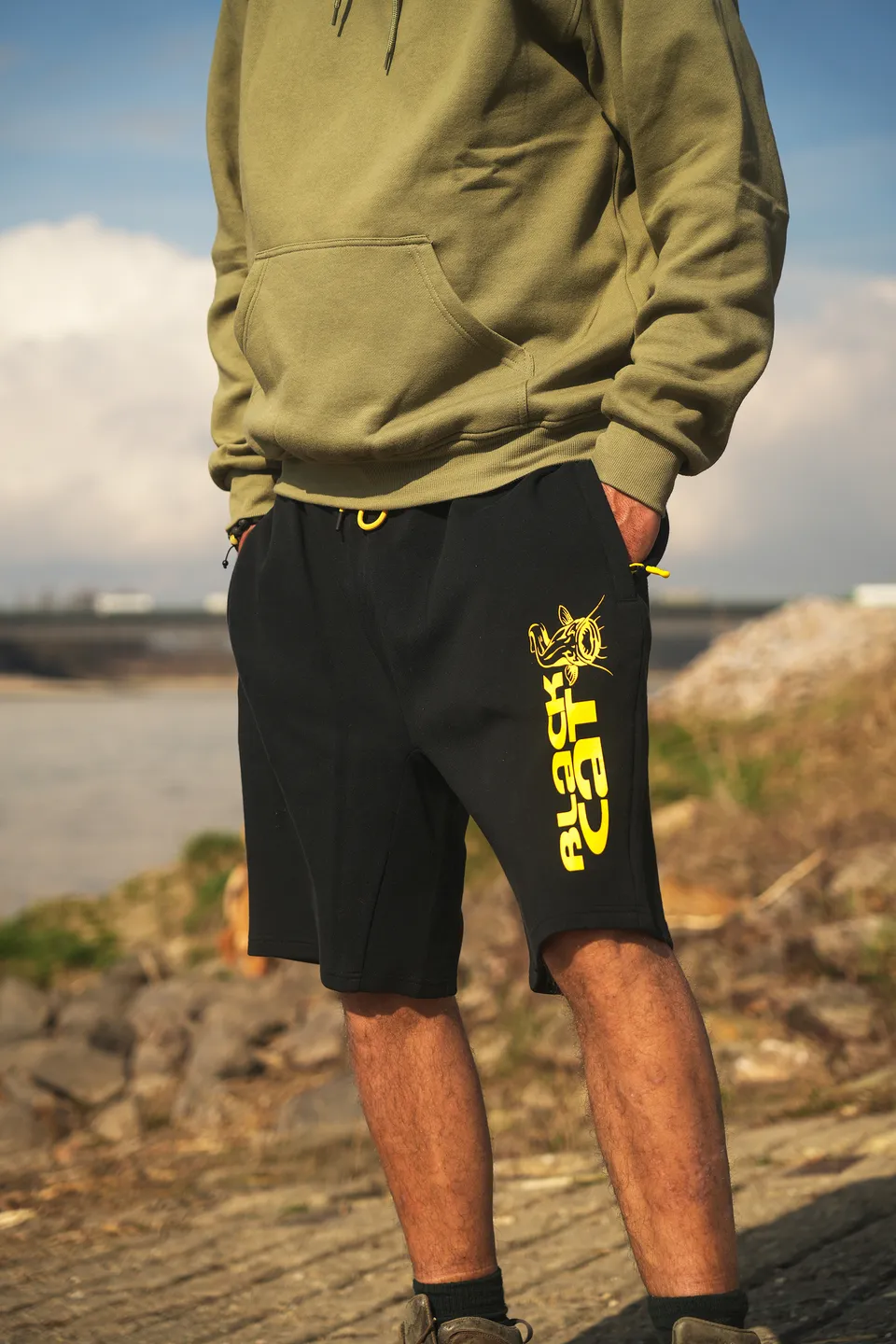 Black Cat Jogger Shorts XXL