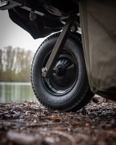 Fox Voyager Barrow Plus 1 17.45kg 94cm Pneumatic