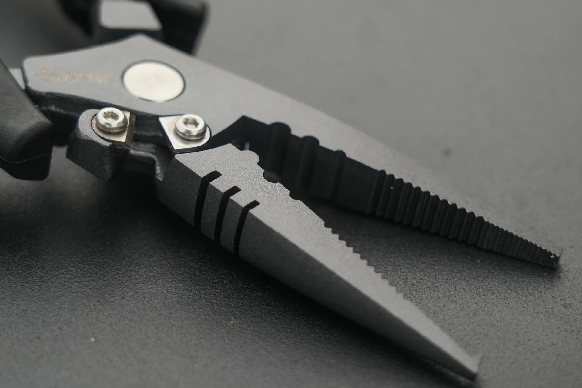 Black Cat Split Ring Pliers 17.8cm High Carbon Steel