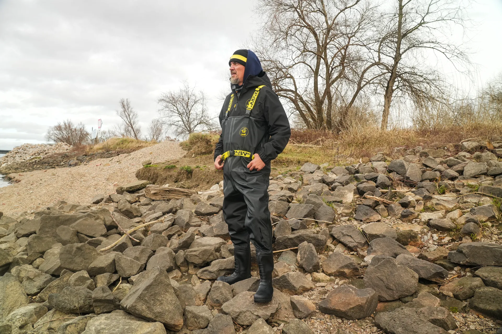 Black Cat Booted Waders UK 11/EU 45