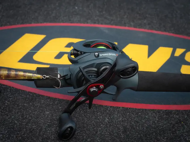 Lew's Speed Spool RX Baitcasting-Rolle 9.1kg 193g 7.5:1 ParaMag RX