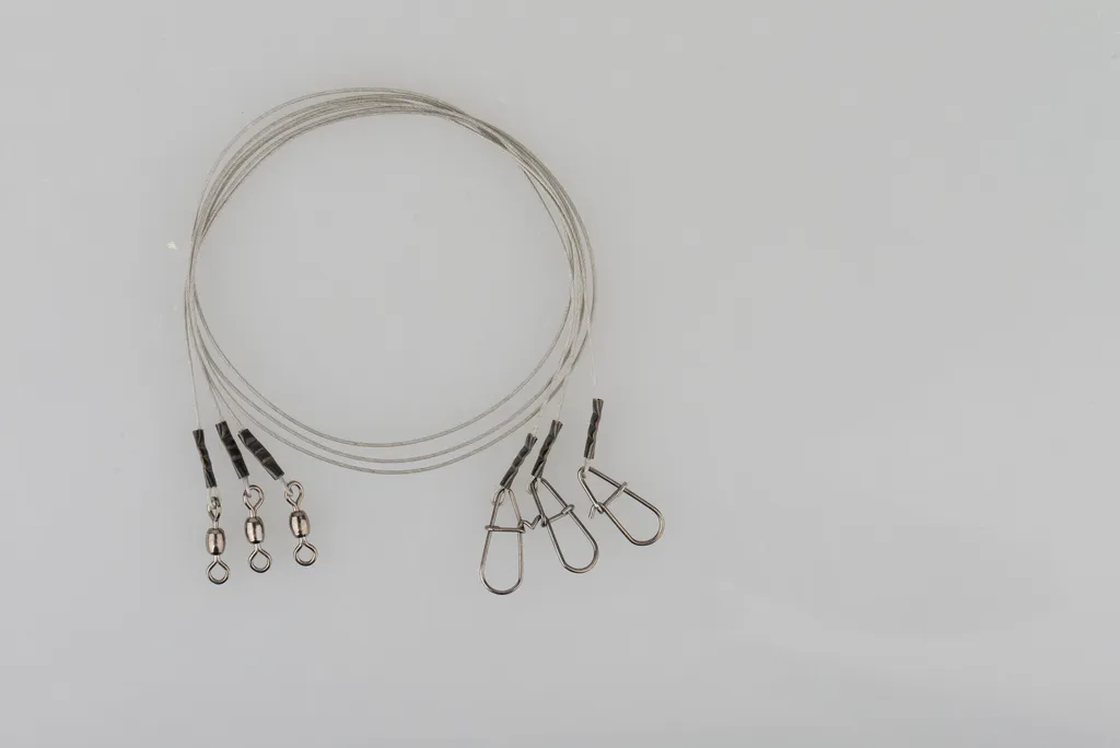 Savage Gear Carbon49 Trace 40cm 0.60mm 16kg 49-strand stainless steel wire coated with a strong carbon copolymer