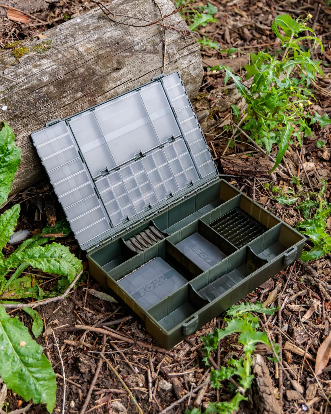 Fox Edges Large Tackle Box 35x25x7cm Plastic