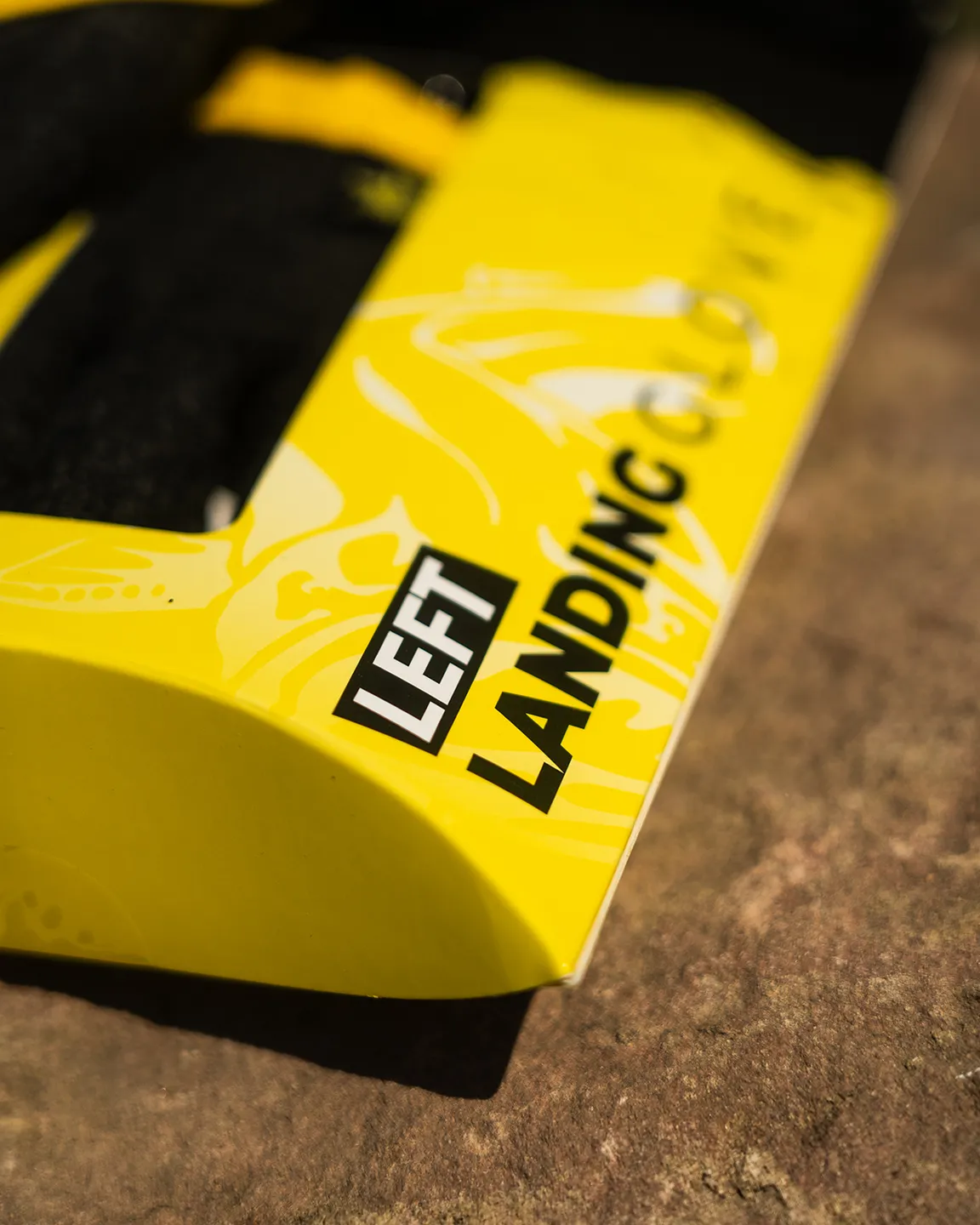 Black Cat Landing Glove Left XL