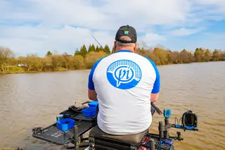 Preston Lightweight White Raglan T-Shirt Large 100% Cotton