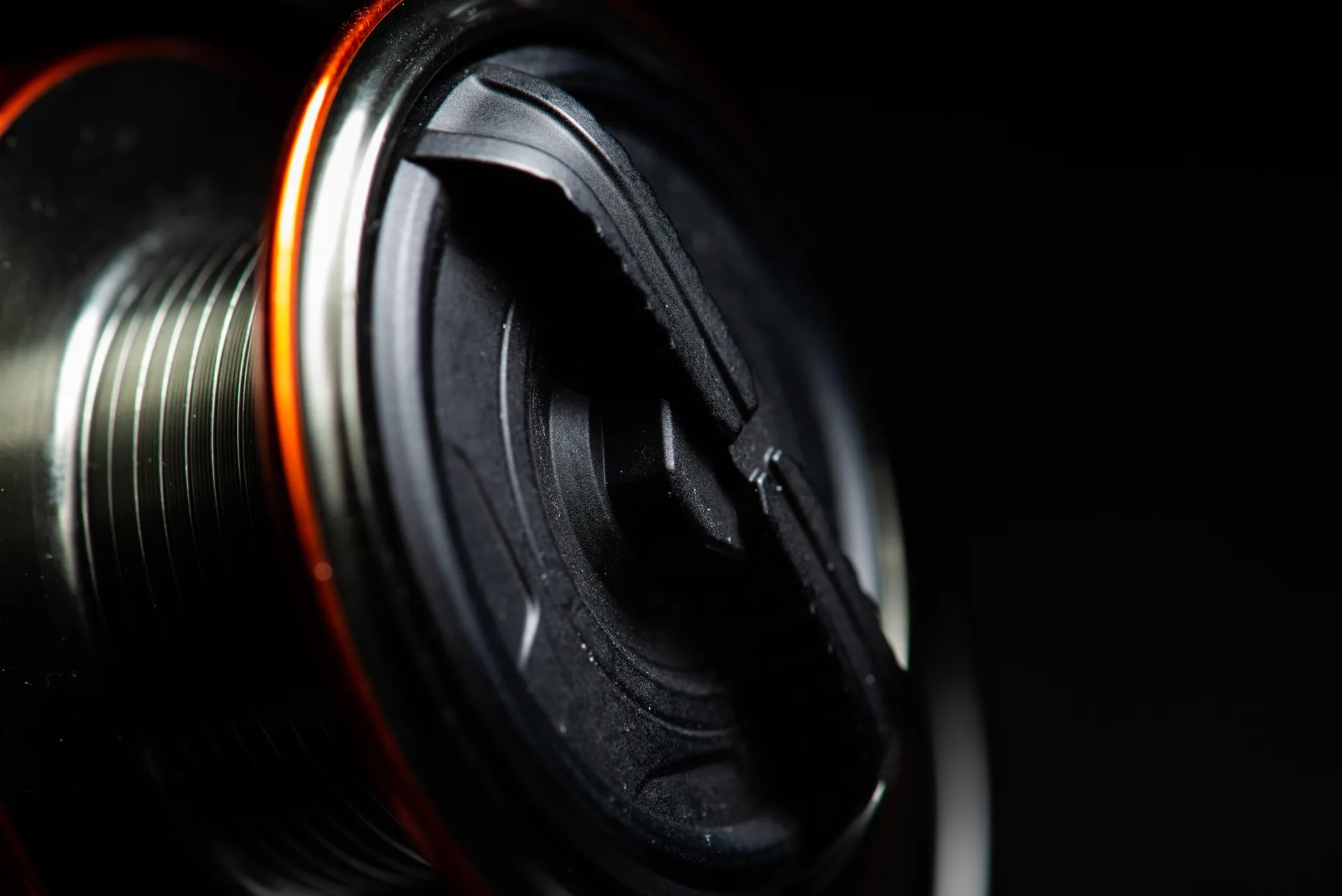 Savage Gear SG2 Spinning Reel 4000 690g 6