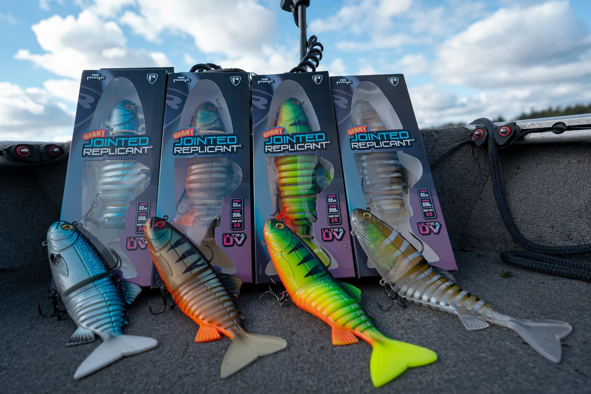 Fox Rage Jointed Replicant 27cm 241g Fire Tiger UV