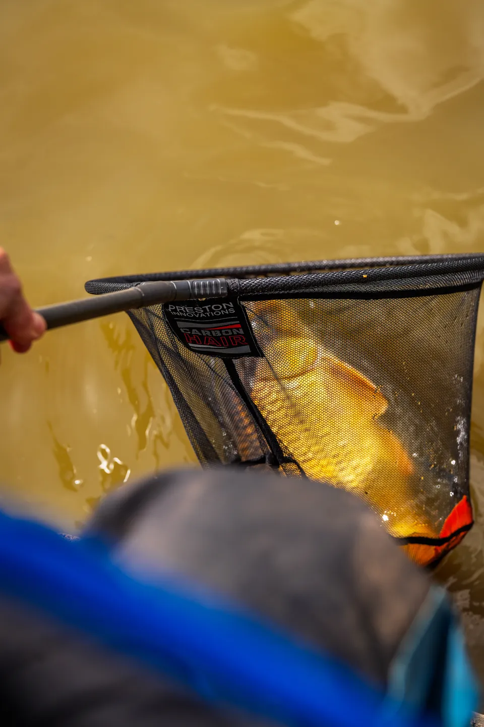 Preston Carbon Hair Mesh Kescher 45.7cm Carbon Hair Rig Safe