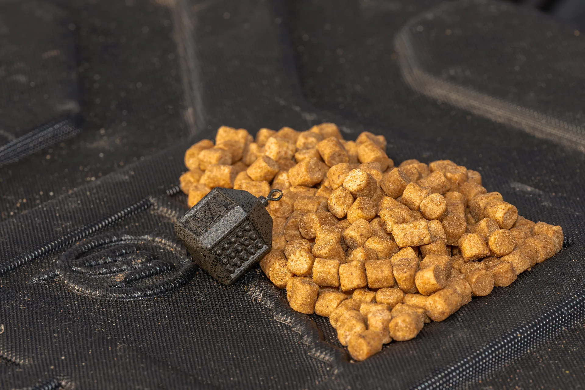 Preston Bullet Cube 20g