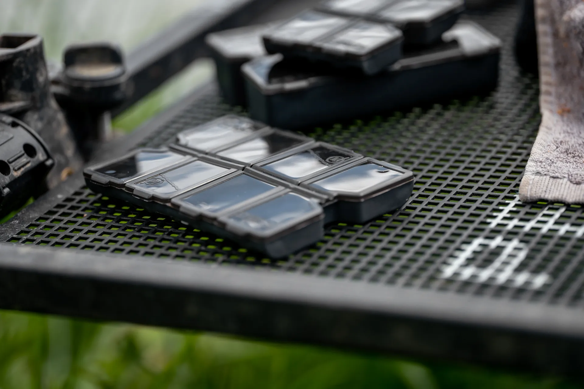 Preston Accessory Box Köderbox 8 Compartment Shallow Magnetic