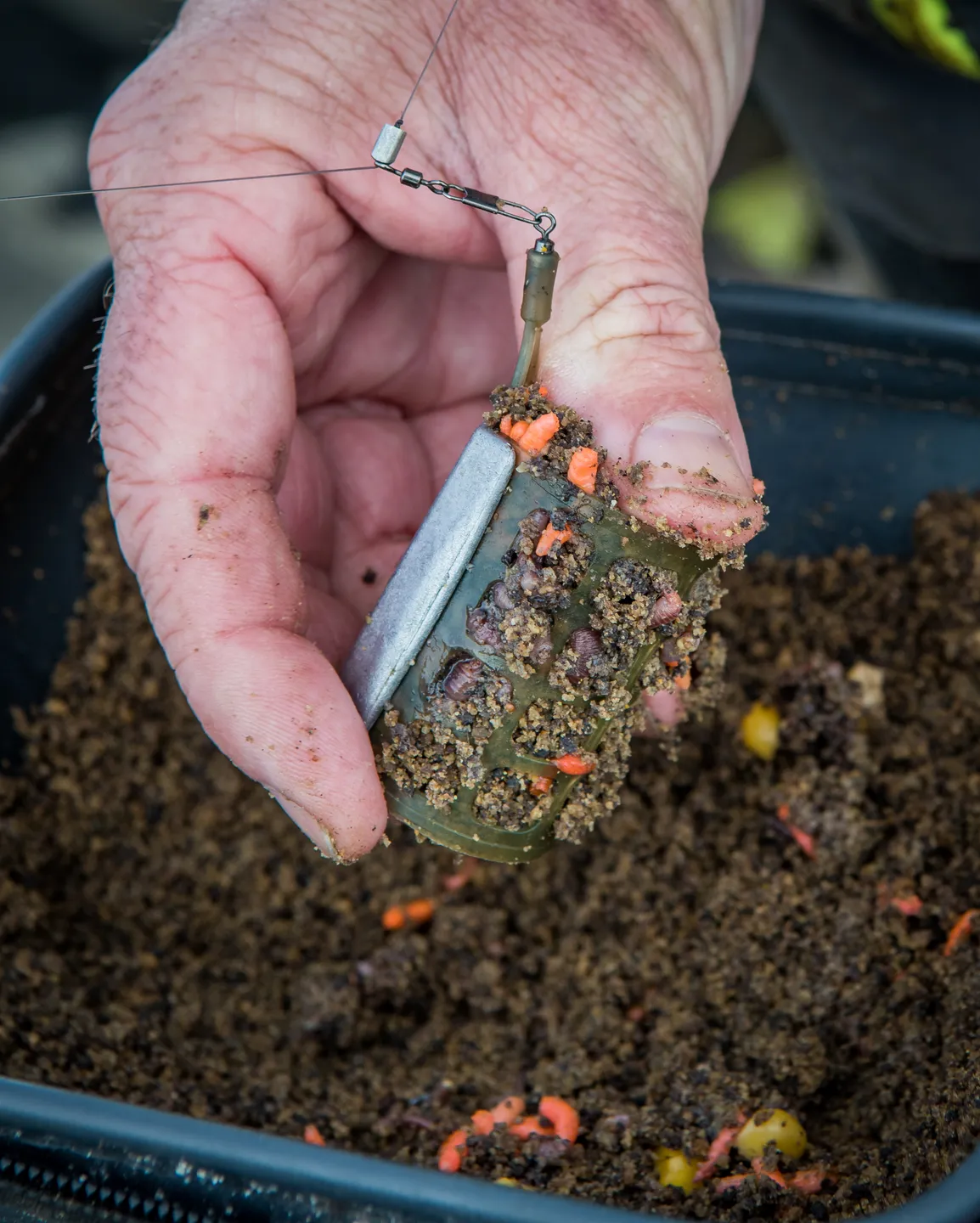 Matrix Plastic Cage Feeder M 30g