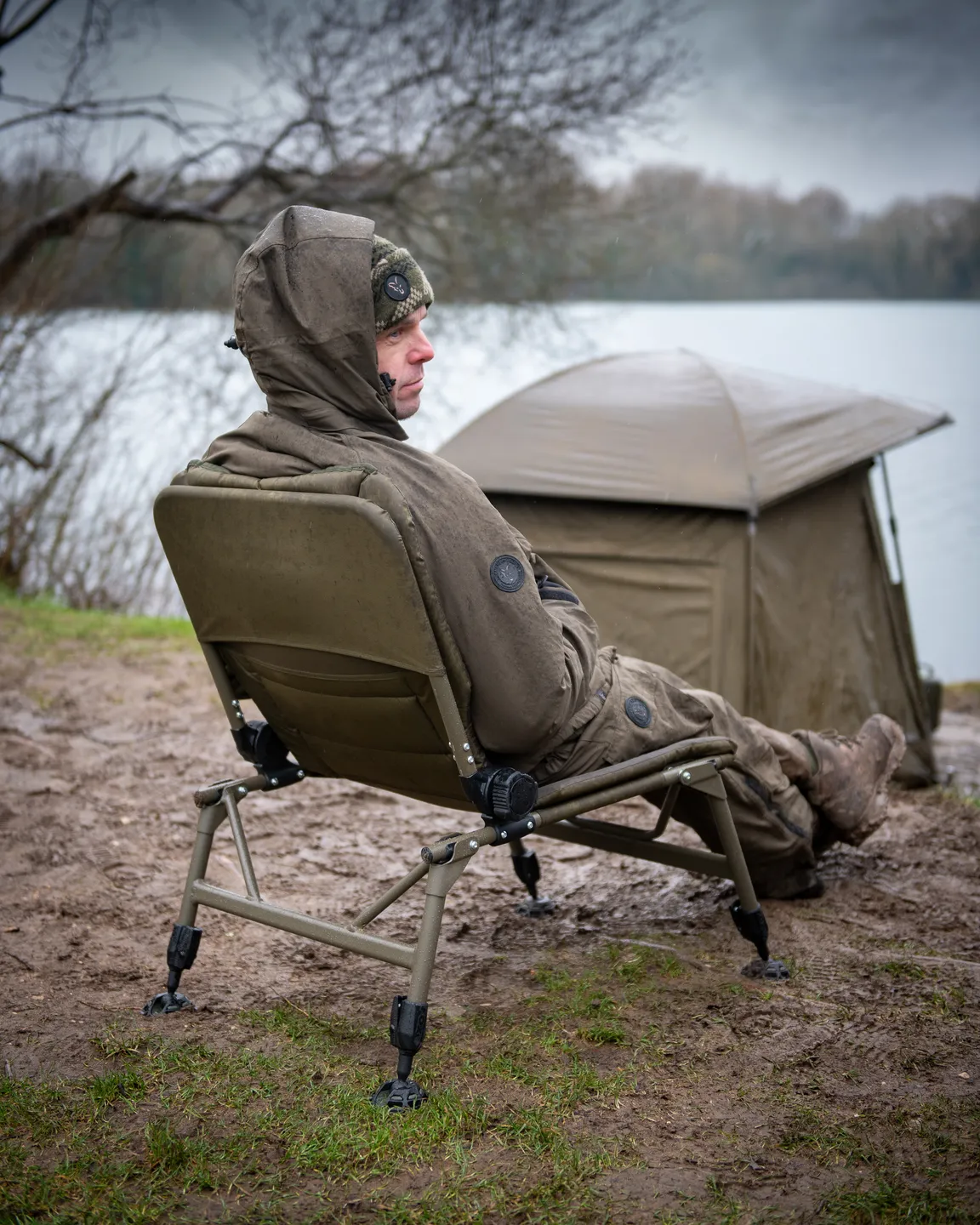 Fox Voyager Compact Recliner 5.5kg 57cm 65cm