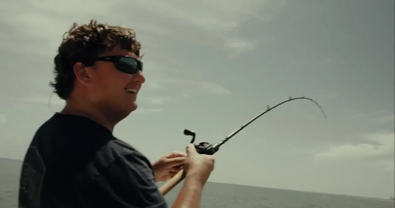 Penn Squall Low Profile 300 264g 10.8kg 7.3:1 Left