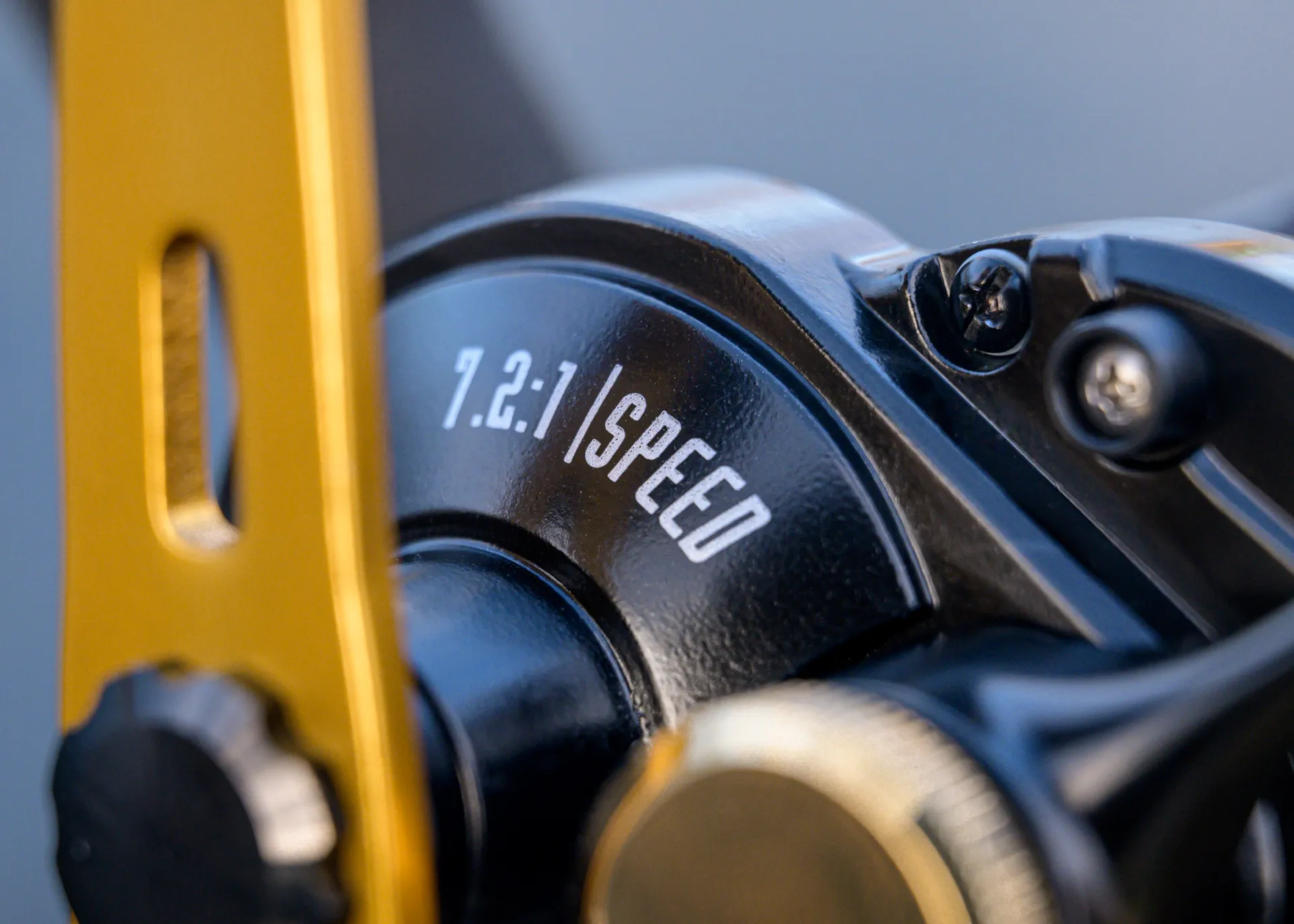 Black Cat Battle Cat Vertical Baitcasting Reel 710 LH 15kg 390g 7.2:1