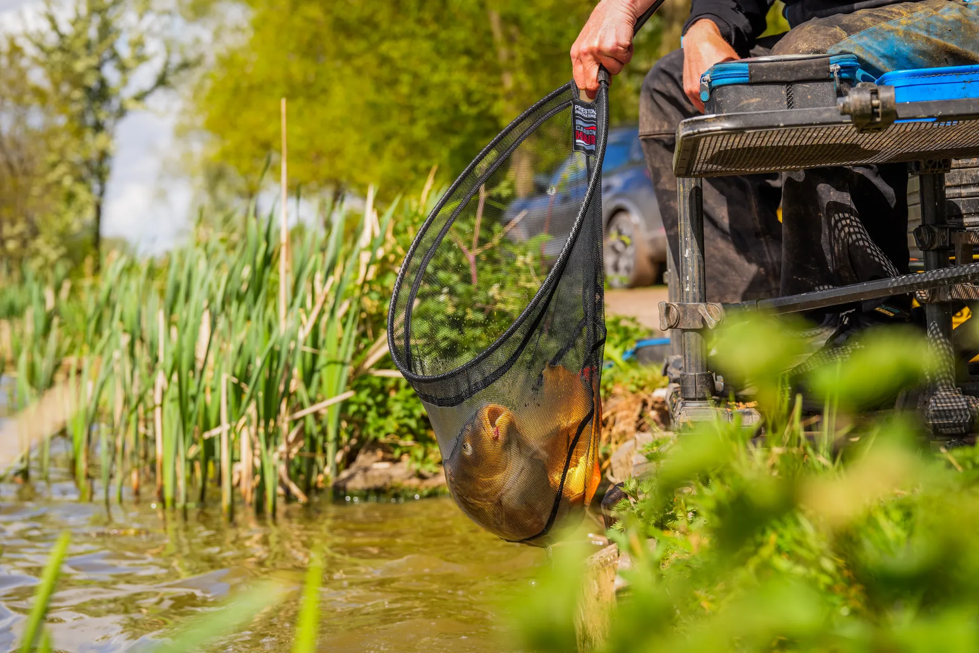 Preston Carbon Hair Mesh Kescher 40.6cm Carbon Hair Rig Safe