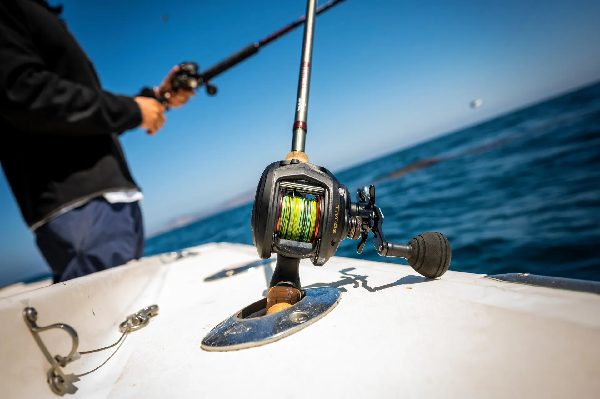 Penn Squall Low Profile 200 230g 10.8kg 6.6:1 Left