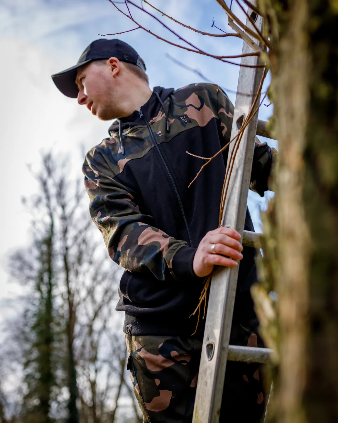 Fox LW Black/Camo Split Zip Hoody M