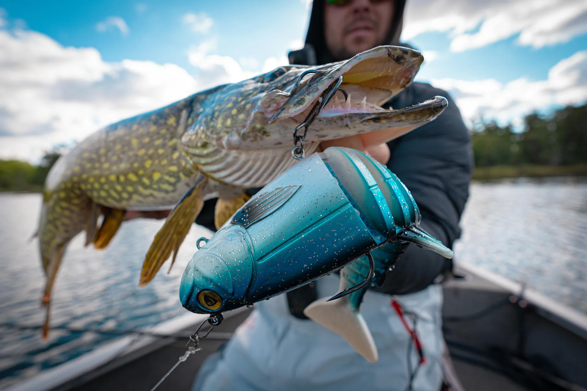 Fox Rage Jointed Replicant 27cm 241g Blue Shiner UV