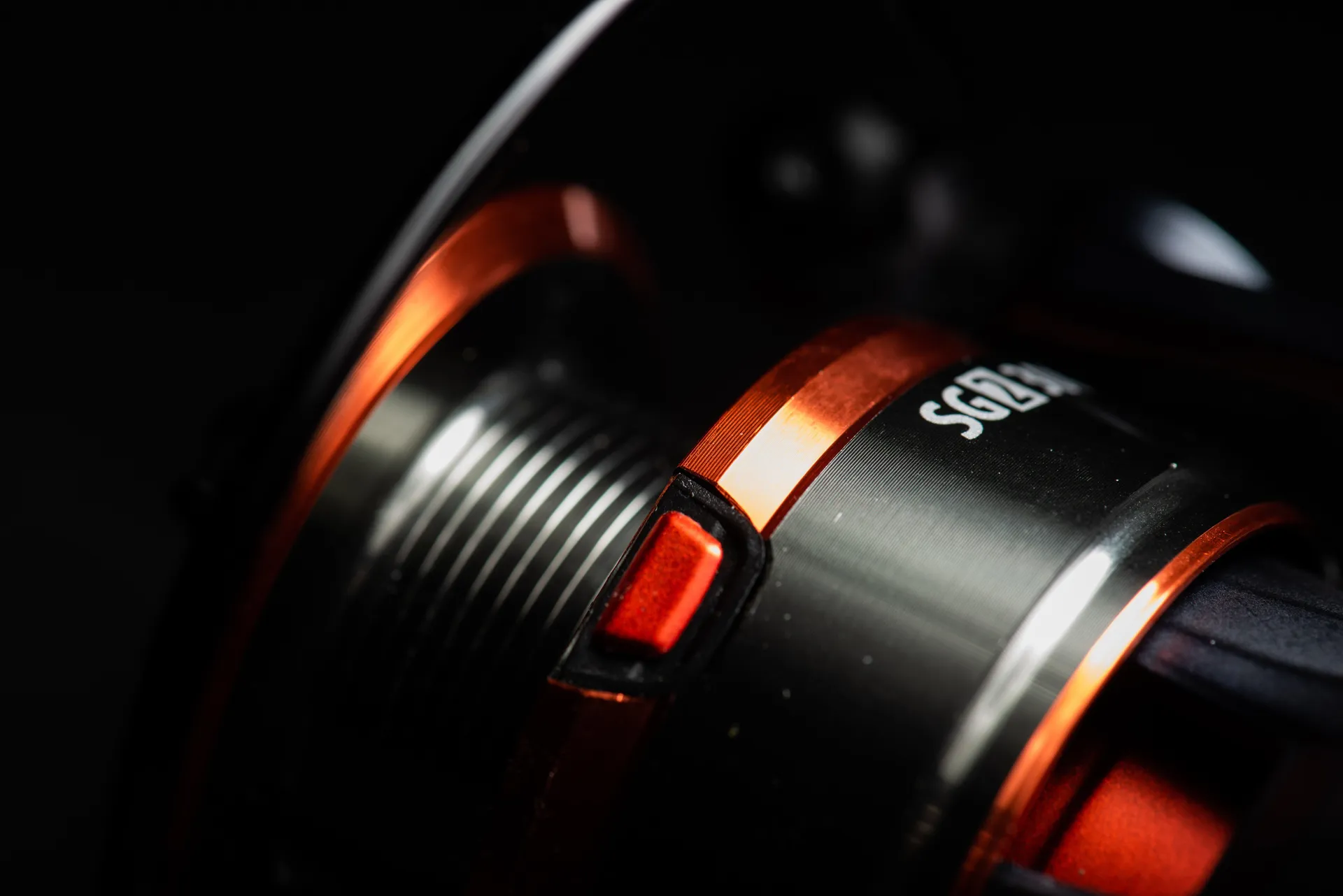 Savage Gear SG2 Spinning Reel 4000 690g 6