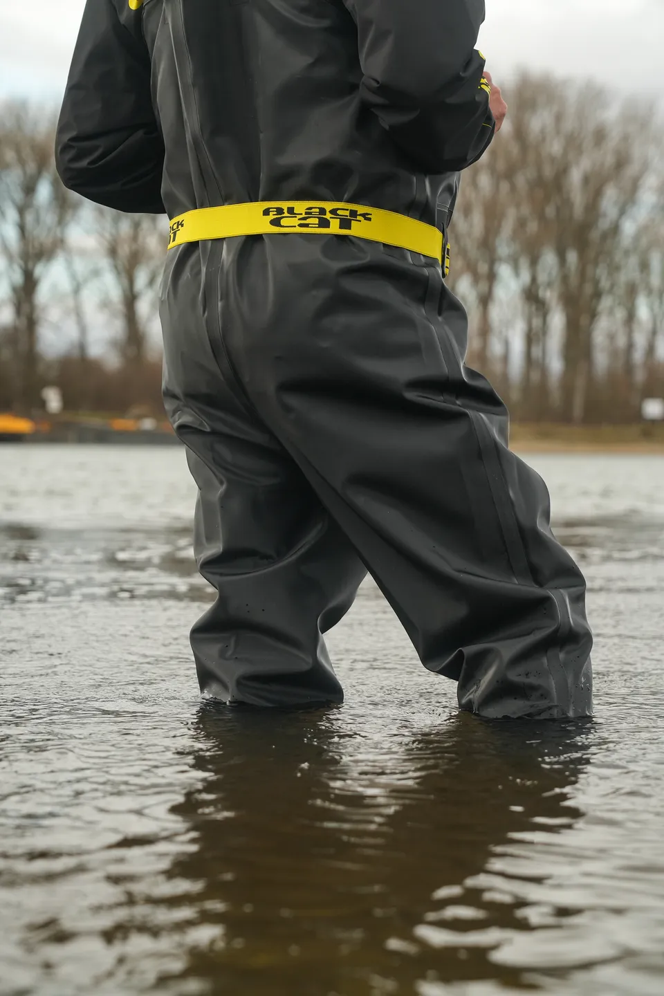 Black Cat Booted Waders UK 7/EU 41