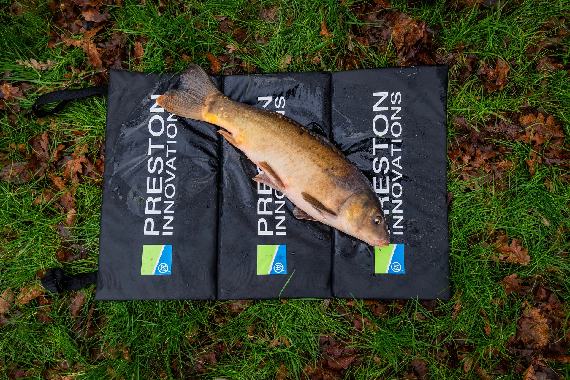 Preston Fold Away Abhakmatten 50cm 75cm 100% Polyester