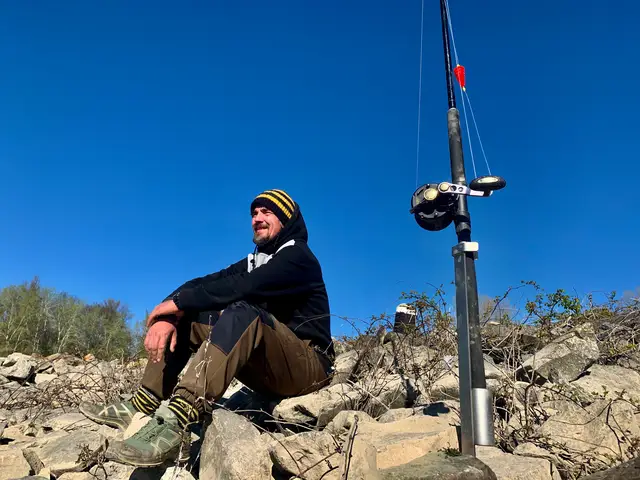 Black Cat Stainless Steel Rod Holder 85cm Ground Mount