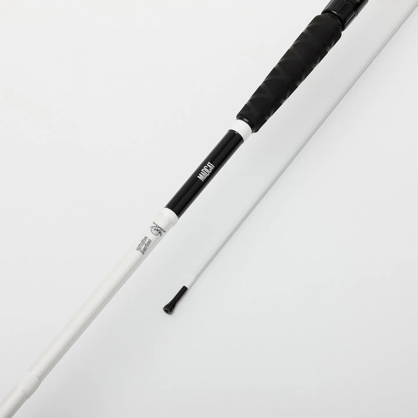 Madcat White Inline Multiplier Rod 1.85m 75–175g 226g Extra Fast