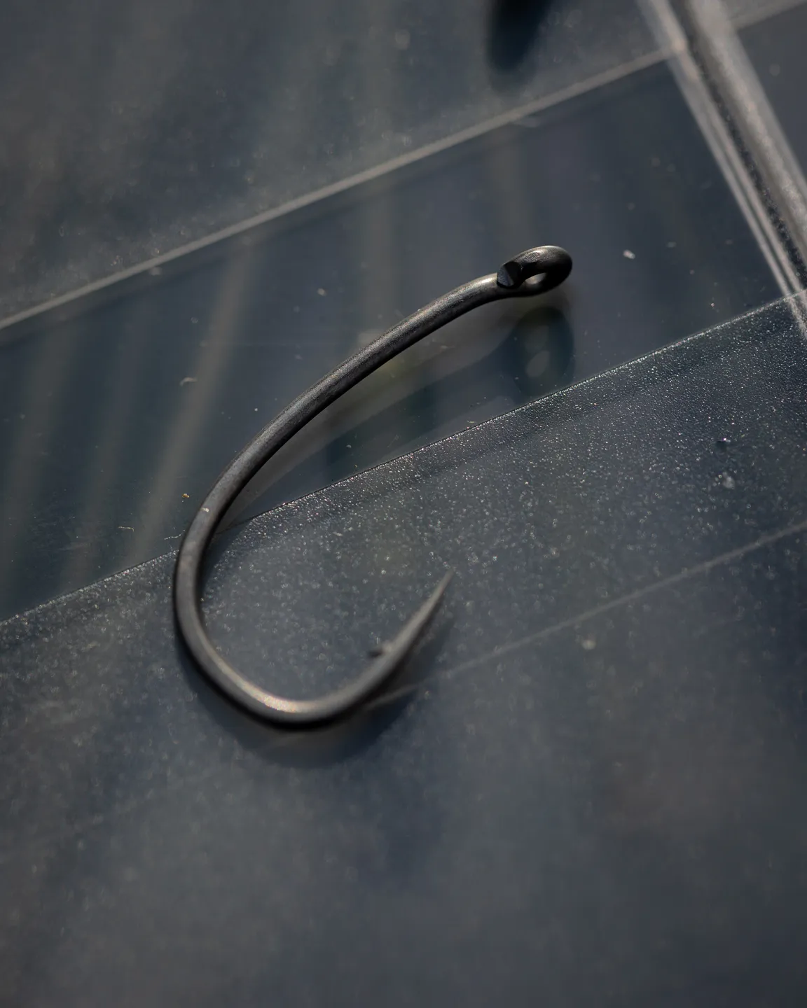 Fox Edges Wide Gape Long Shank Size 6