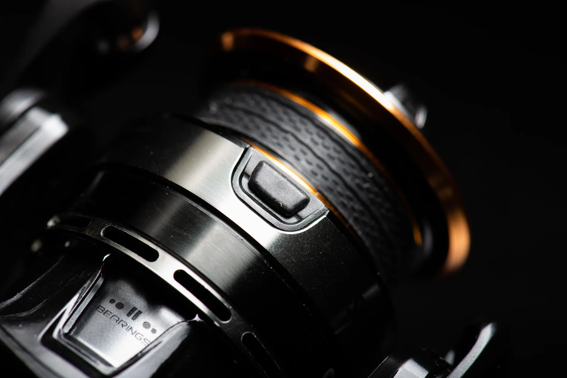 Savage Gear SG8 Spinning Reel 3000 720g