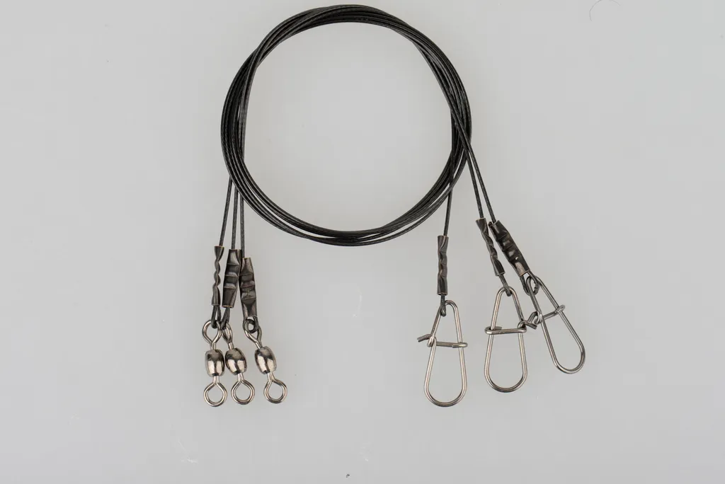 Savage Gear Black7 Trace 30cm 11kg 0.45mm 3pcs