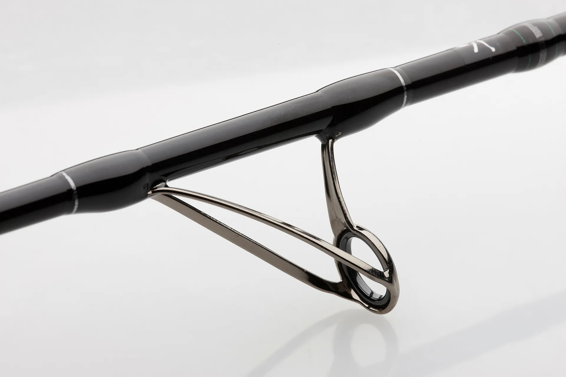 Madcat Black Vertical Rod 1.9m 150g 1pc Fast