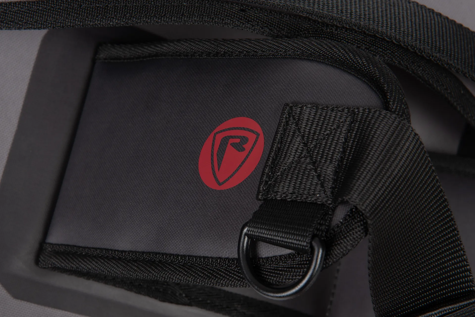 Fox Rage Pro Series Waterproof Belt Bag 38/25x8x43cm