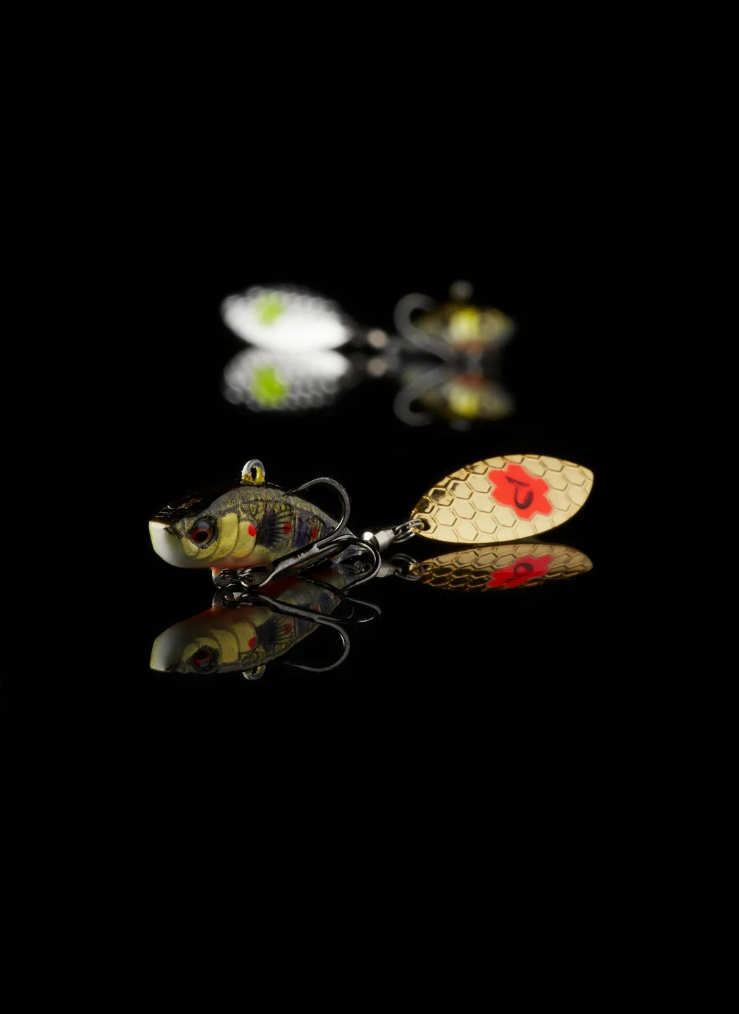 Savage Gear 3D Sticklebait Tailspin 8cm 18g Black/Red