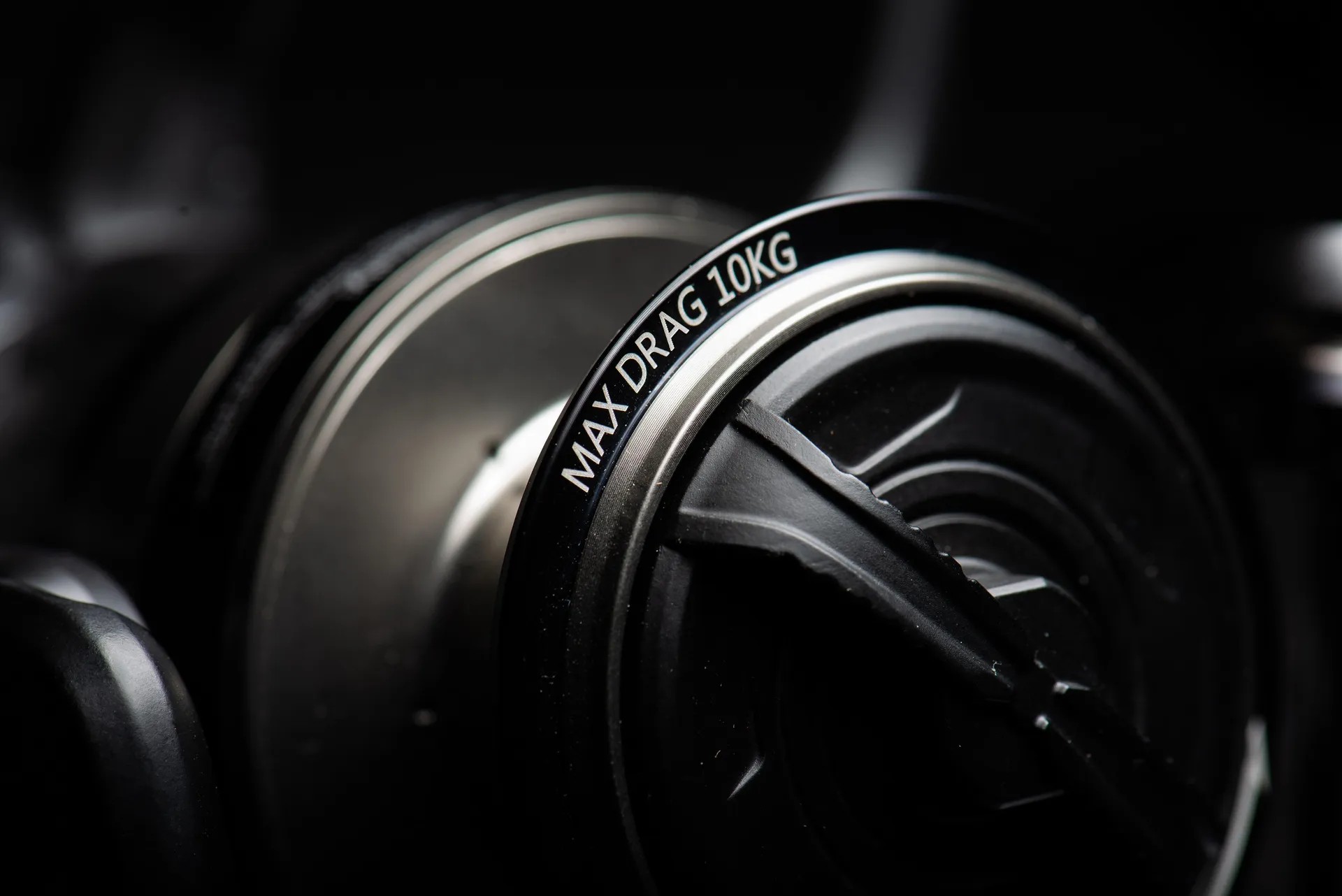 Savage Gear SGS8 Spinning Reels 18000 2010g