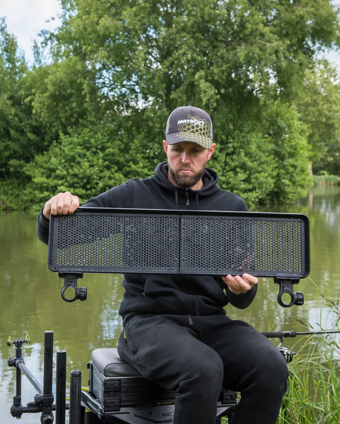 Matrix Fox Seitenablage 20x80cm 1.4kg